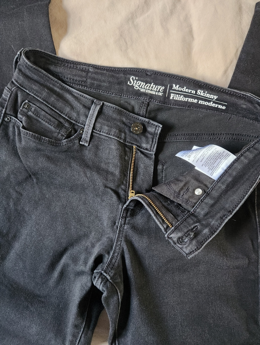 Levi Strauss Signature Women’s Modern Skinny Jeans - Size 6 - Picture 9 of 12